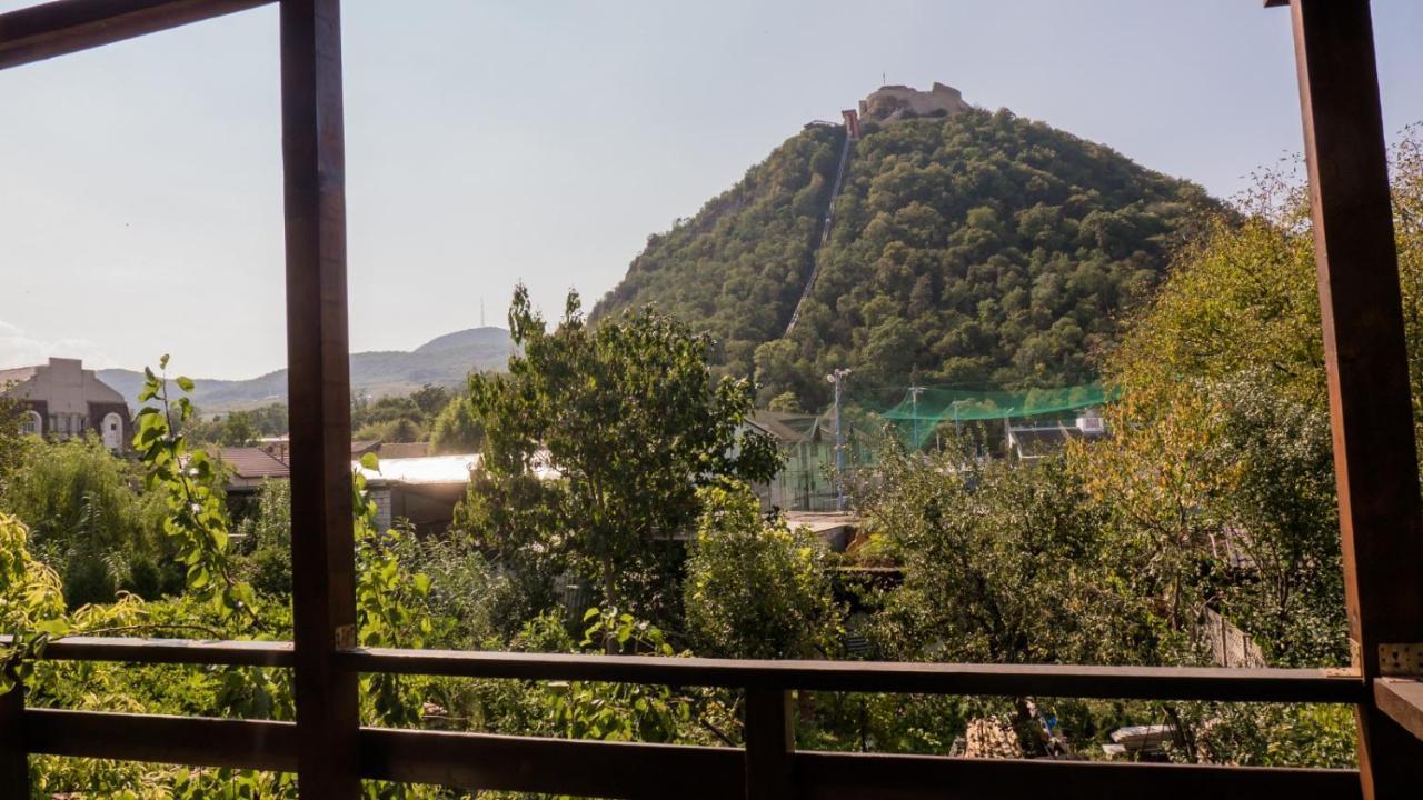 Casa Horea Дева Екстериор снимка