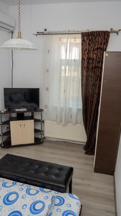 Casa Horea Дева Екстериор снимка